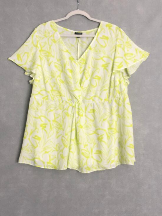 torrid Tops - Torrid Flutter Sleeve Top Georgette Twist Surplice Women's Size 2 (18/20)